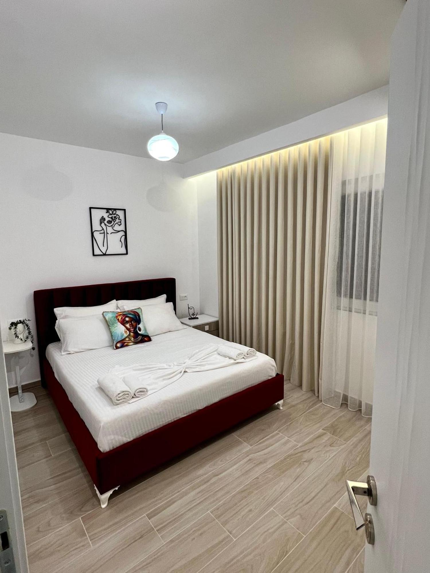 Sea Side Apartment Sarandë Exterior foto