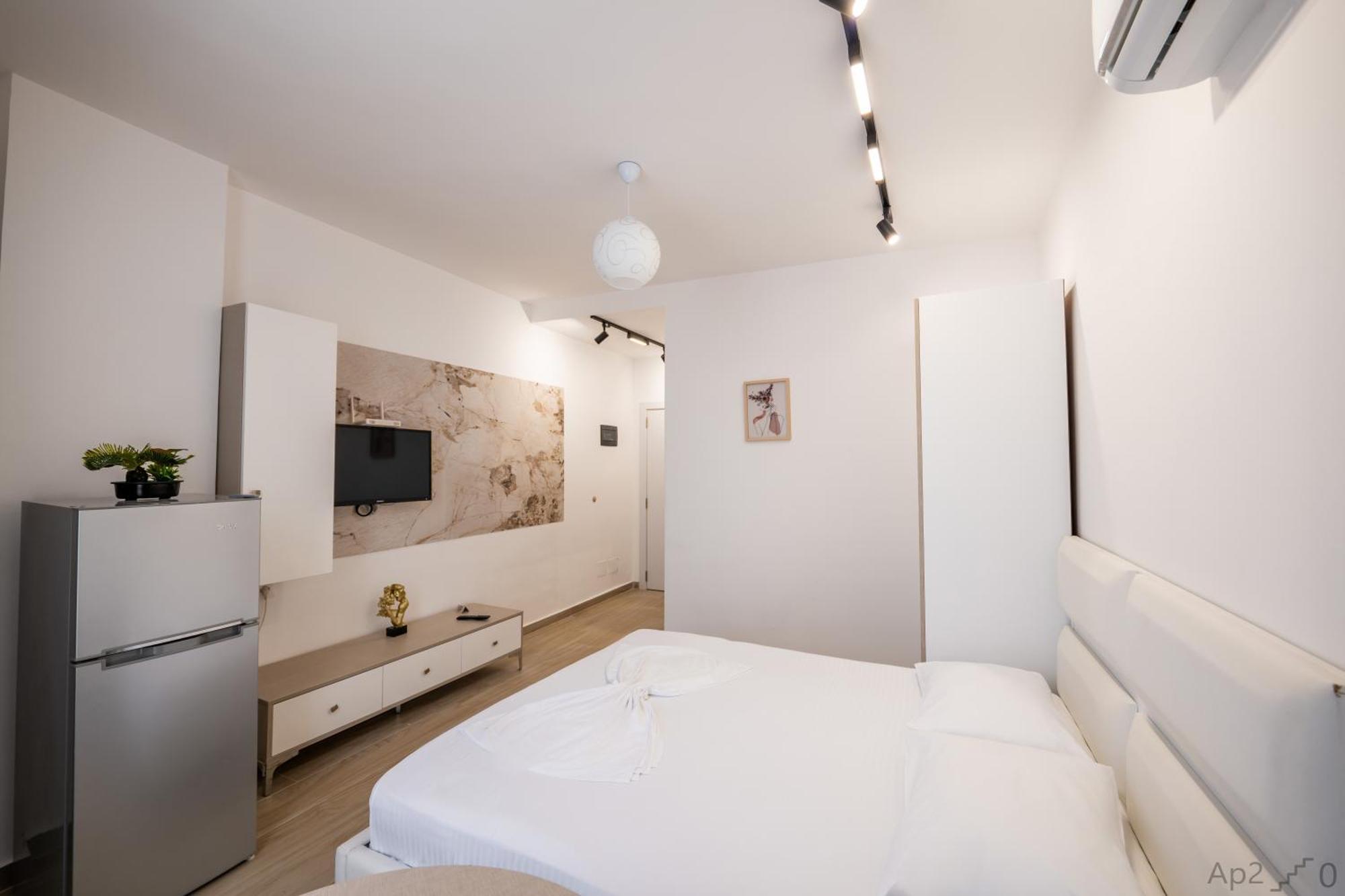 Sea Side Apartment Sarandë Exterior foto