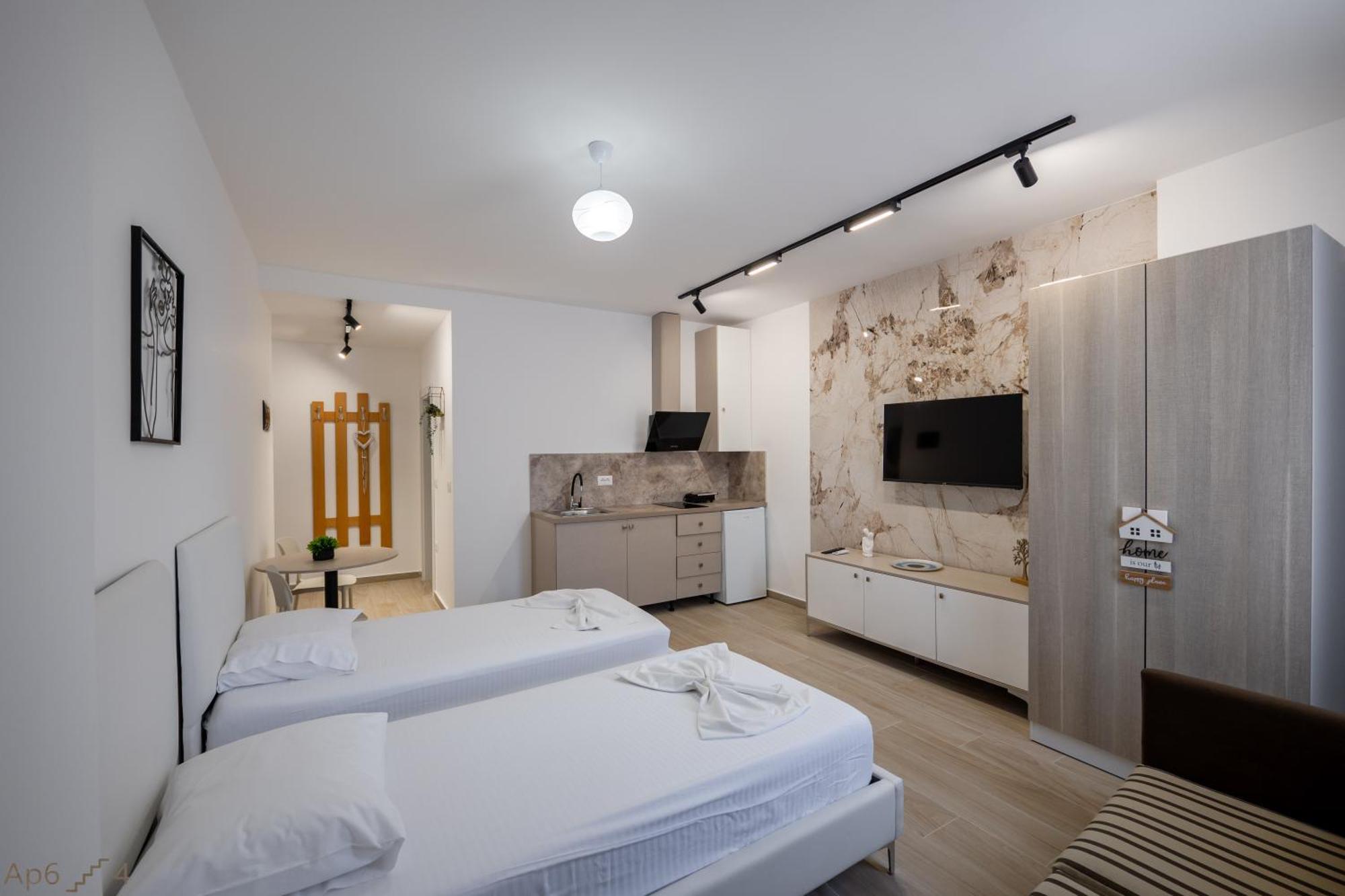 Sea Side Apartment Sarandë Exterior foto