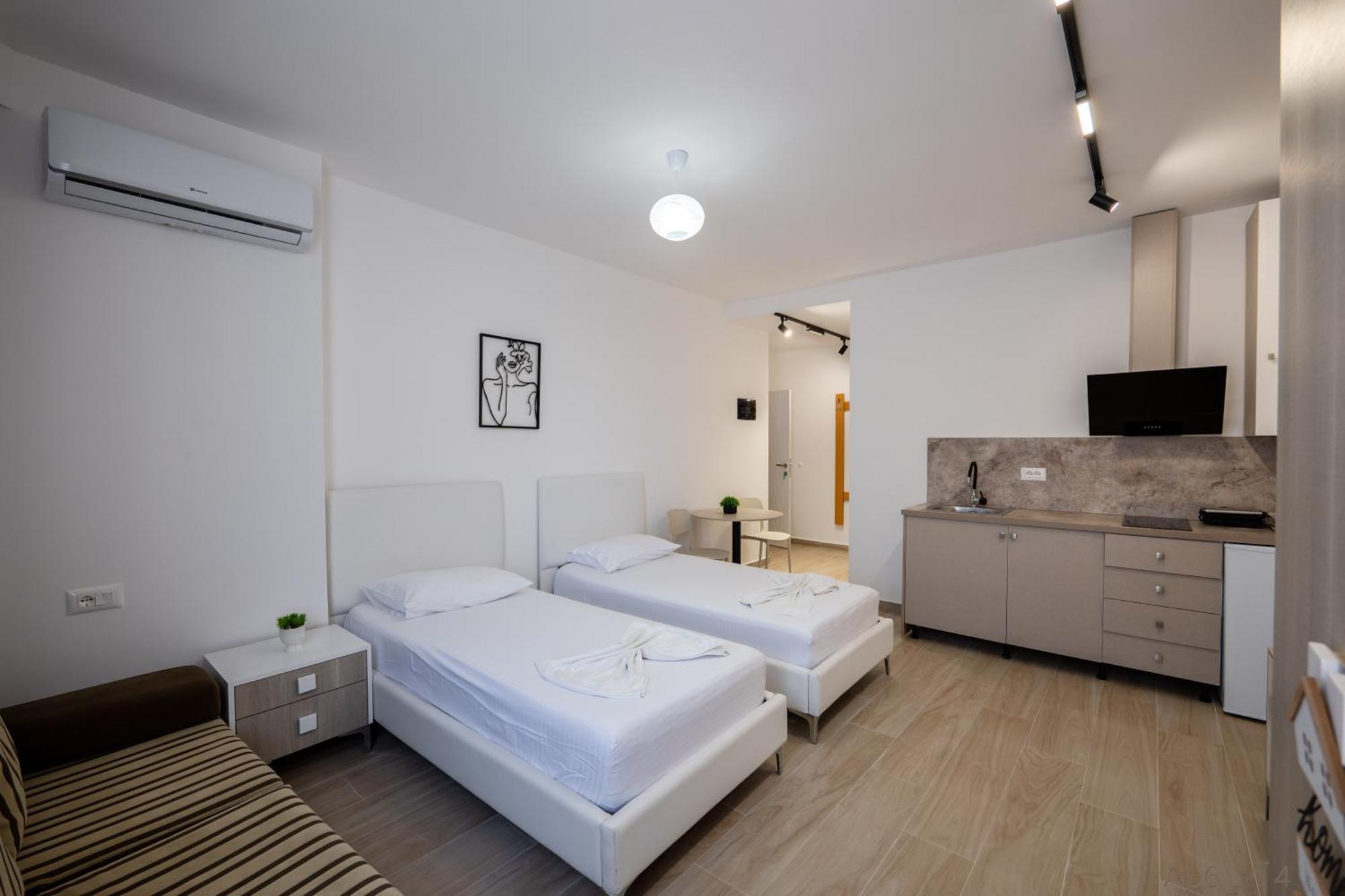 Sea Side Apartment Sarandë Exterior foto