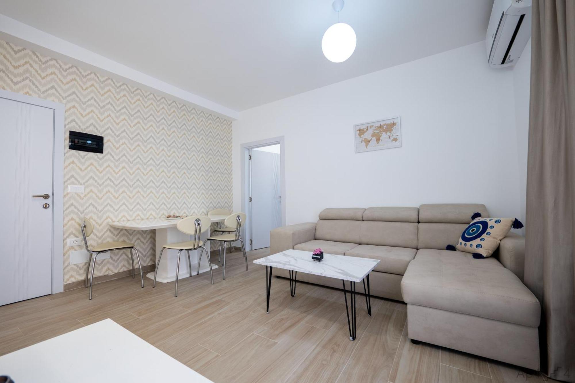 Sea Side Apartment Sarandë Exterior foto