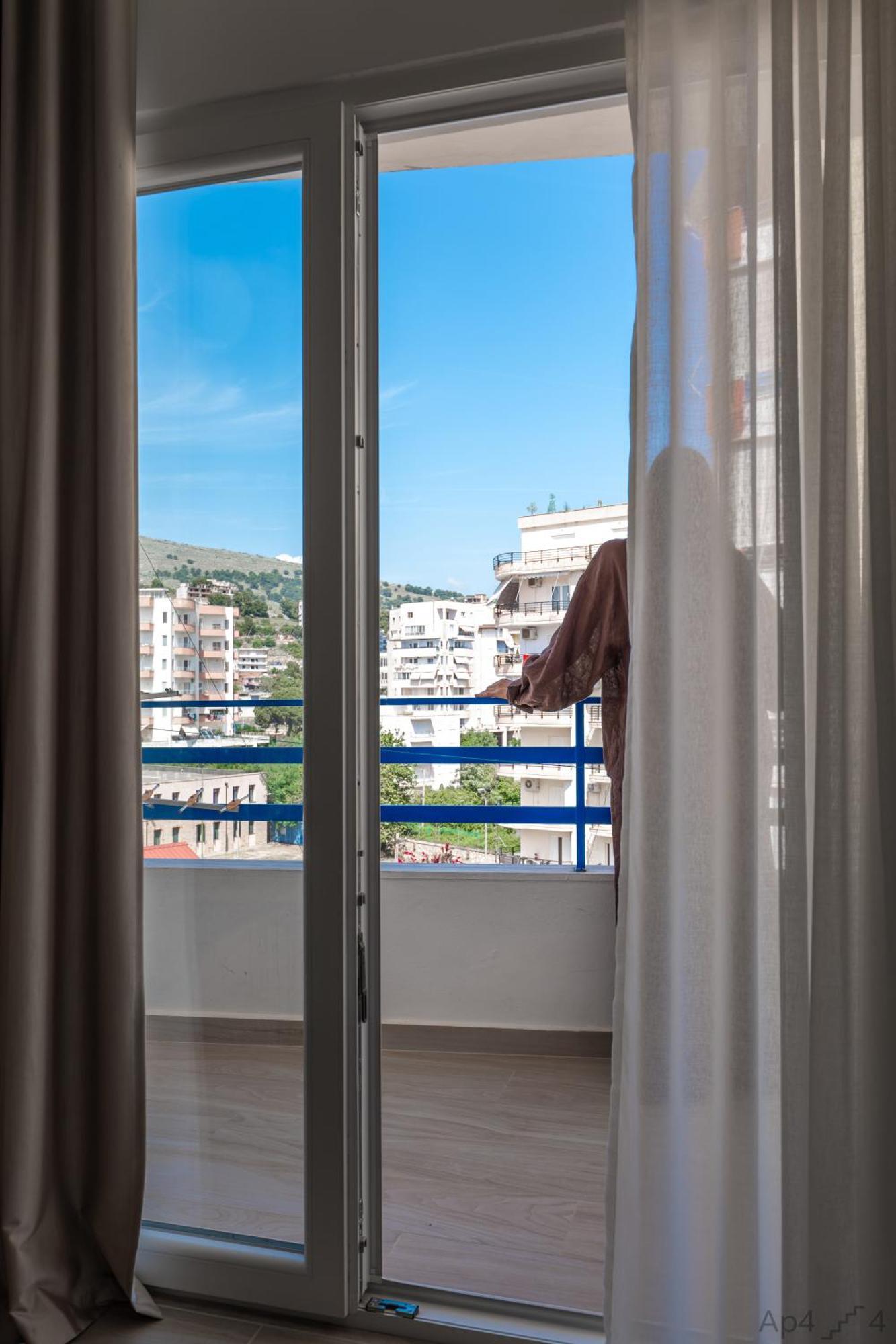 Sea Side Apartment Sarandë Exterior foto